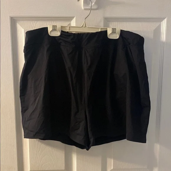 Women's Black swim Shorts - Picture 1 of 5
